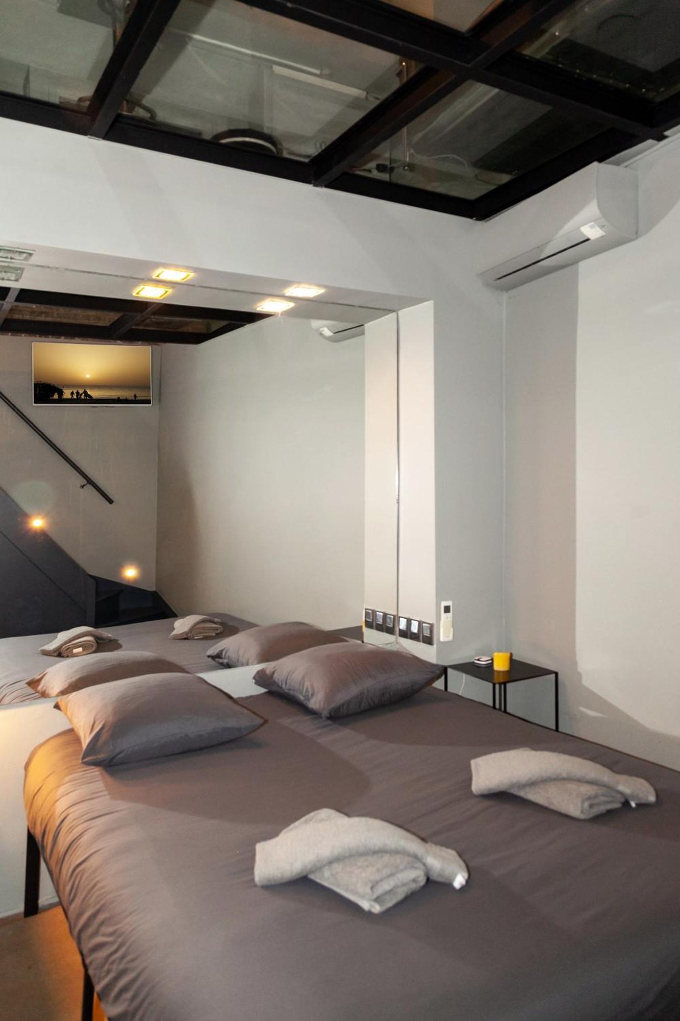 Loft Atypique Avec Terrasse, Calme Et Cosy Apartment Париж Екстериор снимка