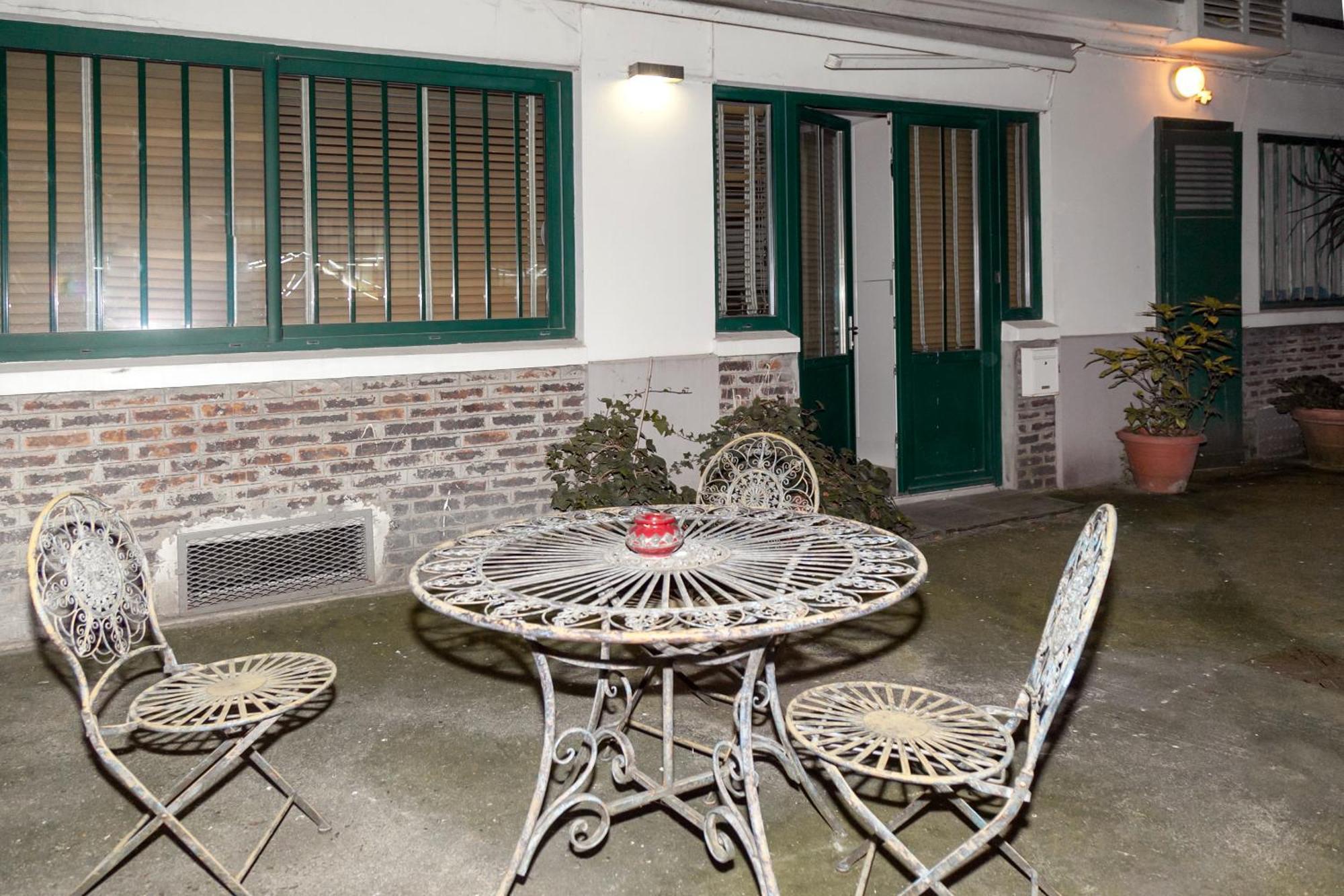 Loft Atypique Avec Terrasse, Calme Et Cosy Apartment Париж Екстериор снимка