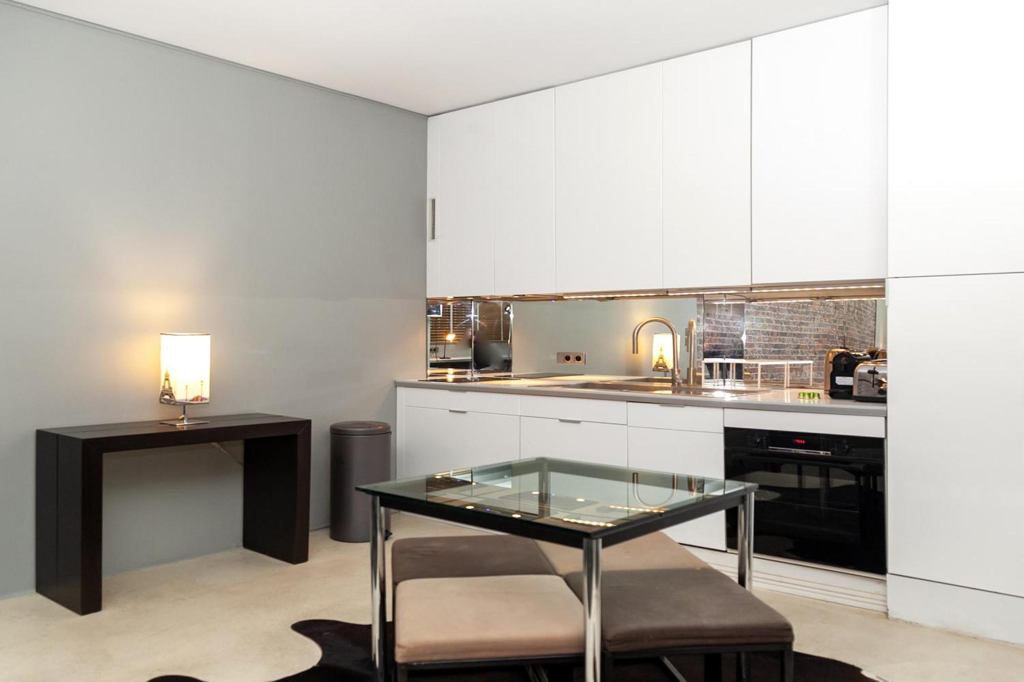 Loft Atypique Avec Terrasse, Calme Et Cosy Apartment Париж Екстериор снимка