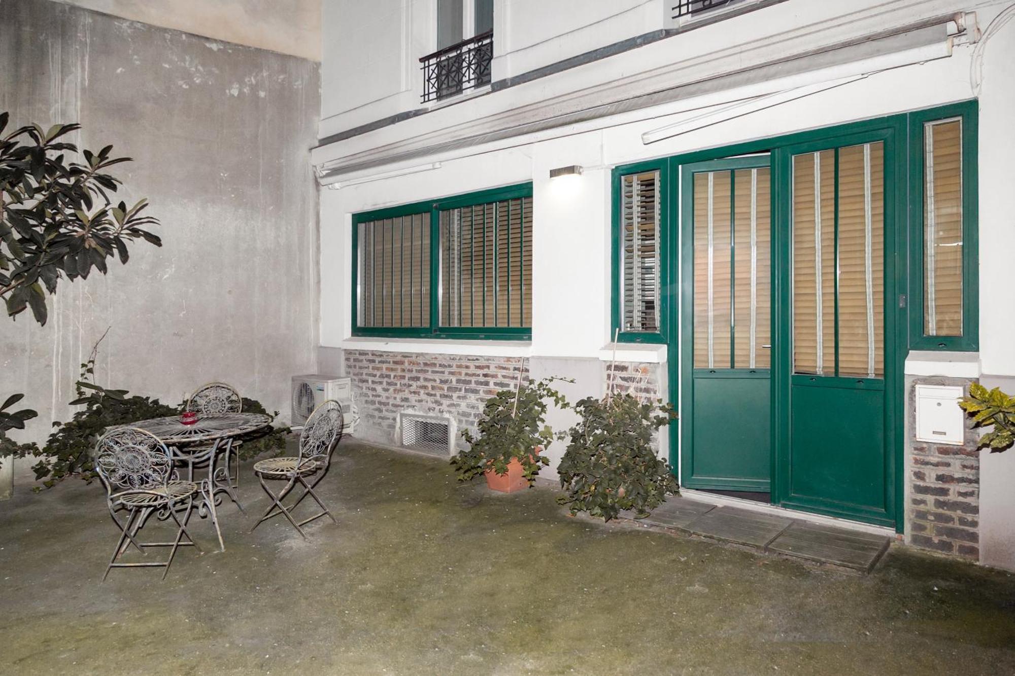 Loft Atypique Avec Terrasse, Calme Et Cosy Apartment Париж Екстериор снимка